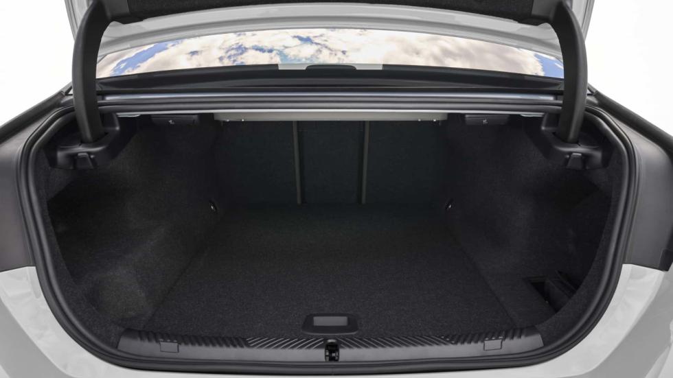 Νέα BMW Σειρά 5 πρώτη φορά ηλεκτρική, hi-tech με έως 601 άλογα